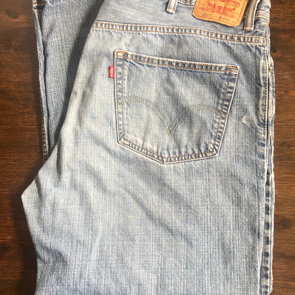 LEVIS 550 Blue Denim Dark Wash Straight Relaxed Fit All Cotton Jeans SZ 44x30